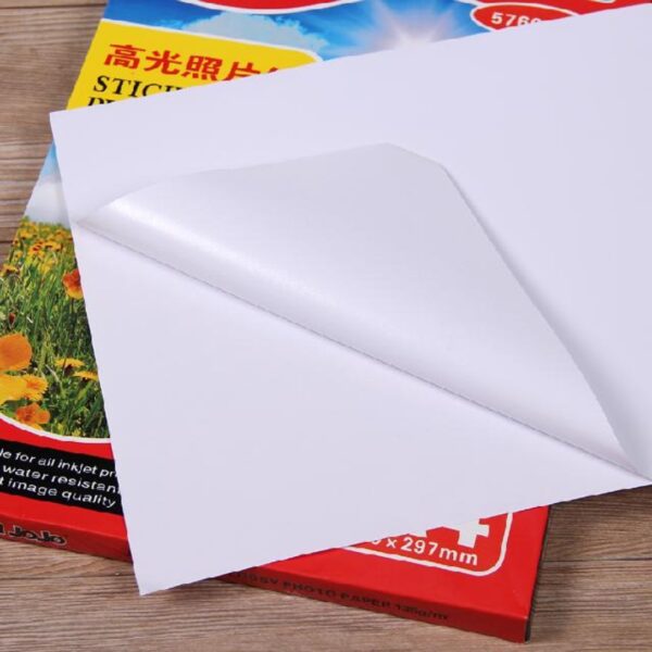 ⁦ورق جوجو جلوسي لاصق JoJo Stick Glossy Photo Paper 135gm 210 x 297mm 20sheets A4⁩ - الصورة ⁦2⁩
